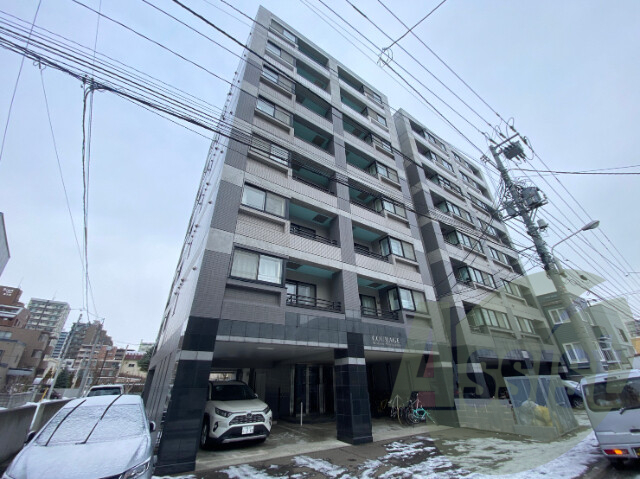 クラージュ南円山の外観