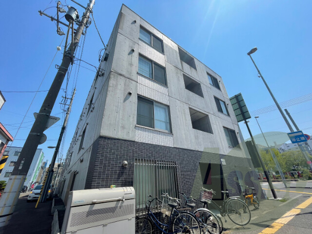 ワールドパレス札幌中央の外観