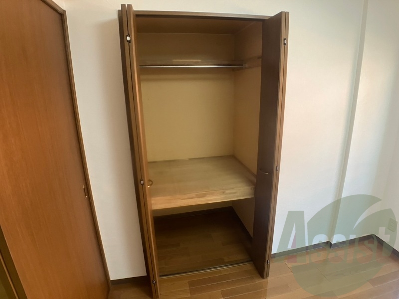 収納もバッチリあるのでお部屋が片付きますよ! 収納もバッチリあるのでお部屋が片付きますよ!