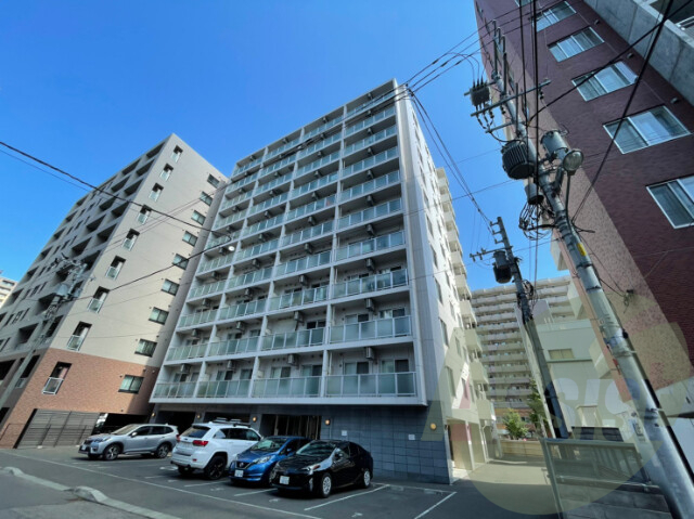 コンフォリア北3条の外観