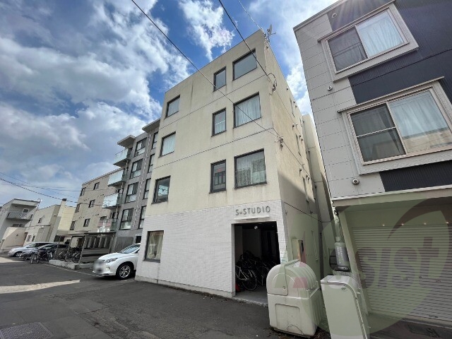 S-STUDIOの外観