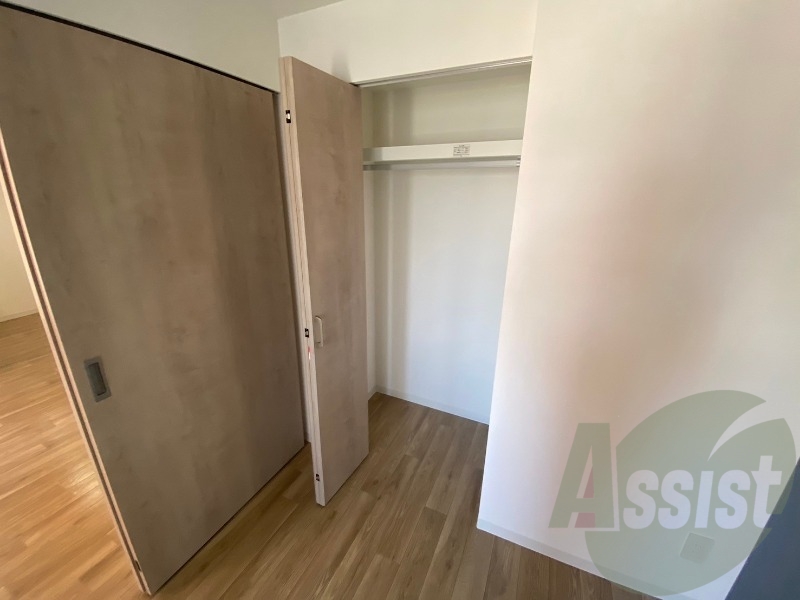 収納もバッチリあるのでお部屋が片付きますよ! 収納もバッチリあるのでお部屋が片付きますよ!