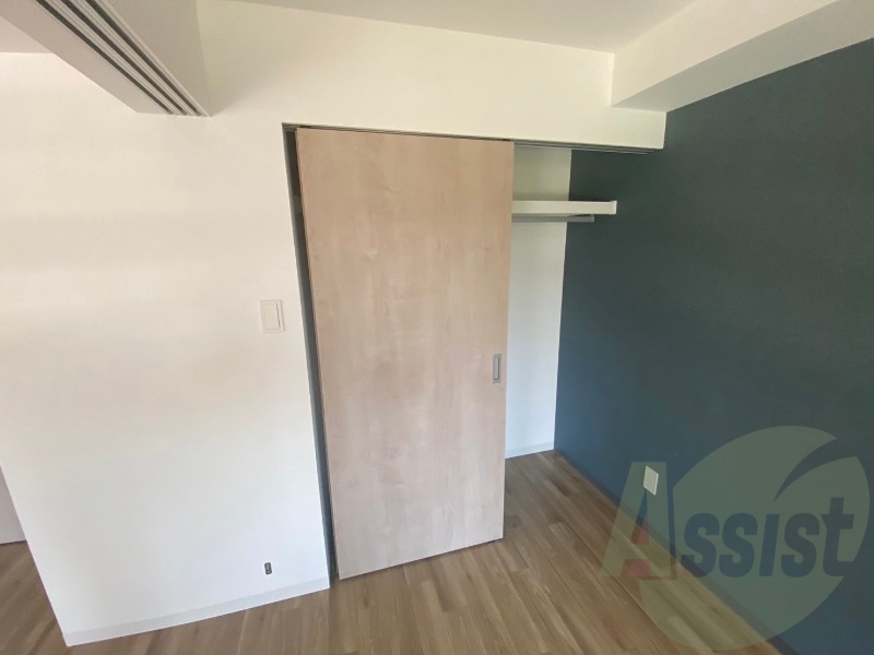 収納もバッチリあるのでお部屋が片付きますよ! 収納もバッチリあるのでお部屋が片付きますよ!