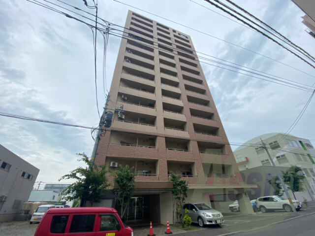 グランカーサ北3条の外観