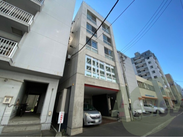 PRESENCE大通15の外観