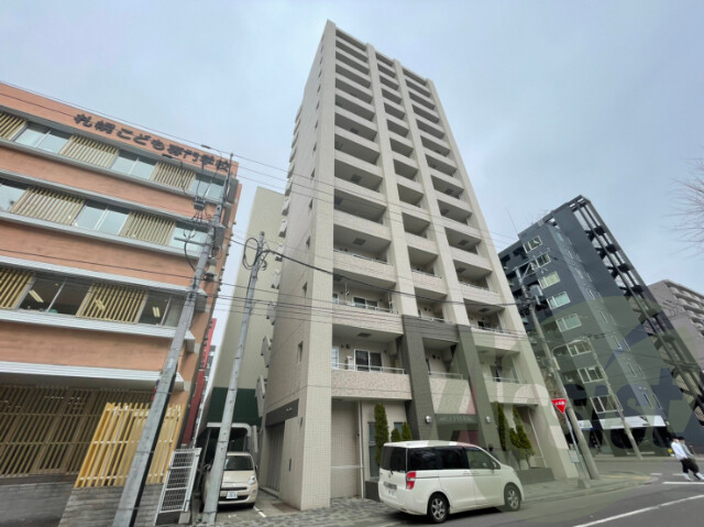 ラトゥールの外観
