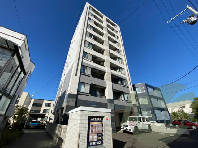 ドエル南円山の外観