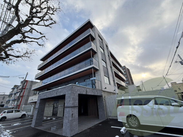 S-RESIDENCE二十四軒avelisの外観