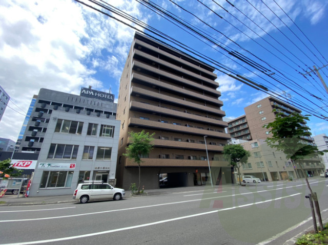 レジディア札幌駅ノースの外観