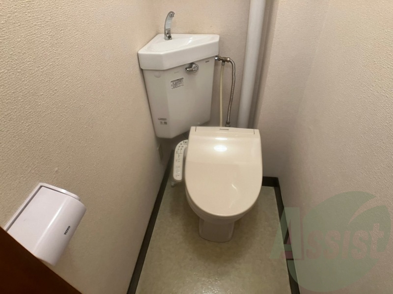 シャワートイレになっているので快適です! シャワートイレになっているので快適です!