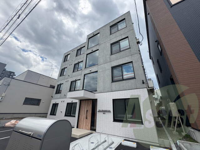 シティレジデンス福住の外観