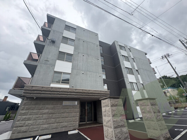 ラピス山の手