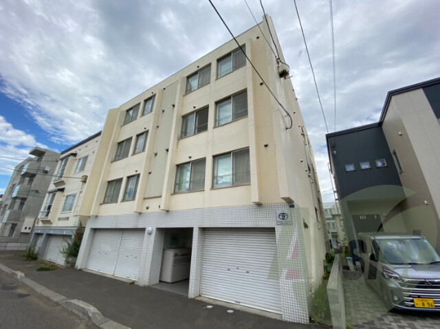 メビウスの外観
