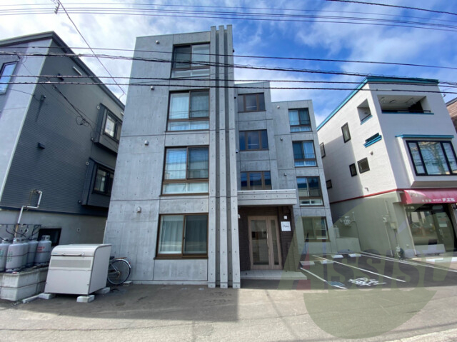 シャトン北10条の外観