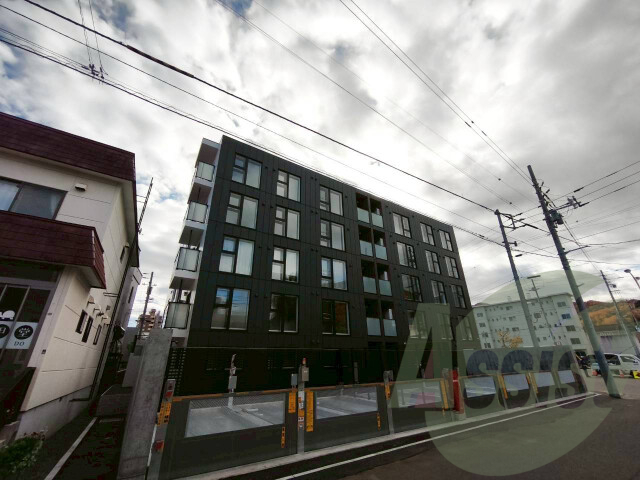 S-RESIDENCE南円山blazeの外観
