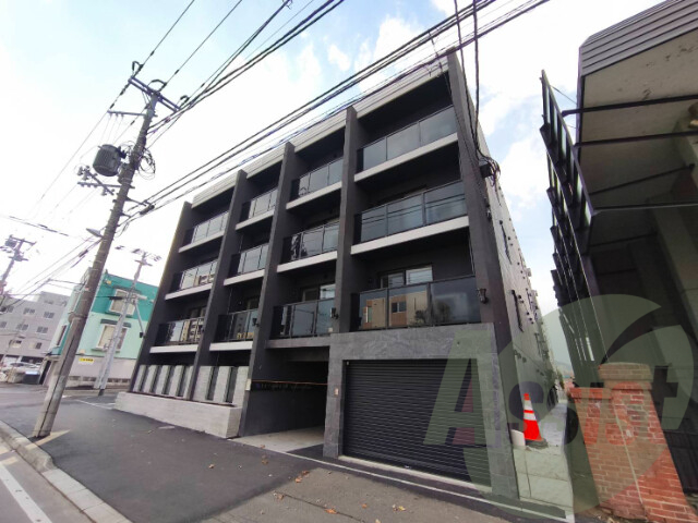 S-RESIDENCE医大南altierの外観