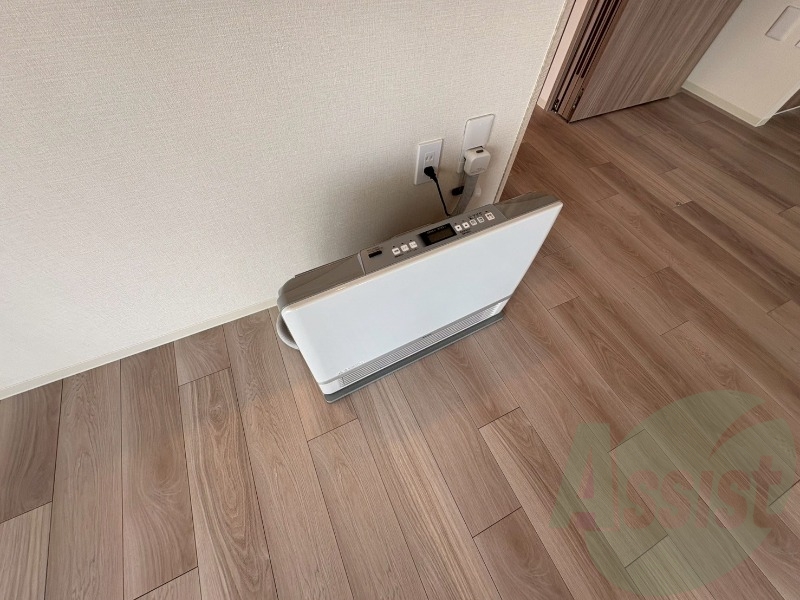 暖房です。冬場の寒い日でも安心ですね~ 暖房です。冬場の寒い日でも安心ですね~