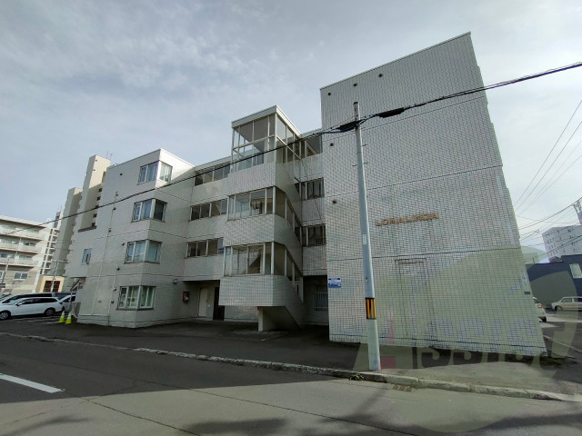 LOMALINDAの外観
