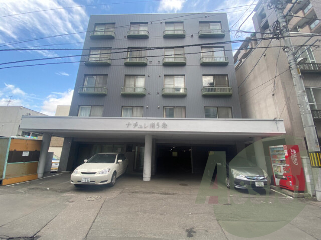 ナチュレ南5条の外観