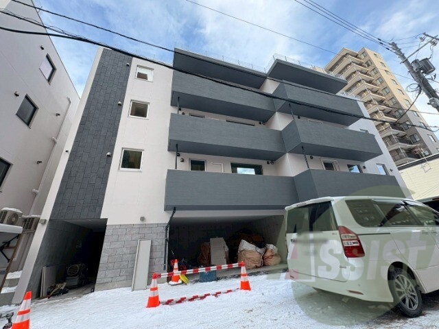 Ts COURT West13の外観