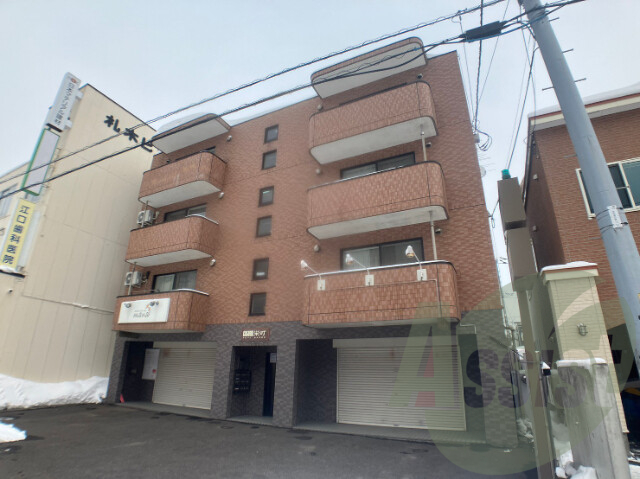 Calore栄町(カローレ栄町)の外観