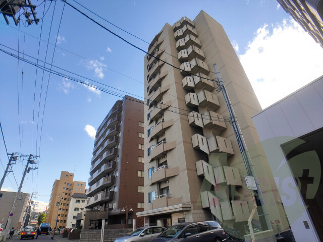 フォレスト円山の外観