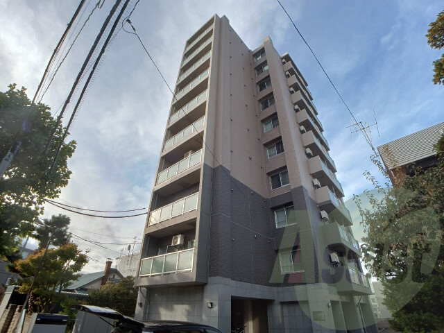 ルラシオン北大前の外観