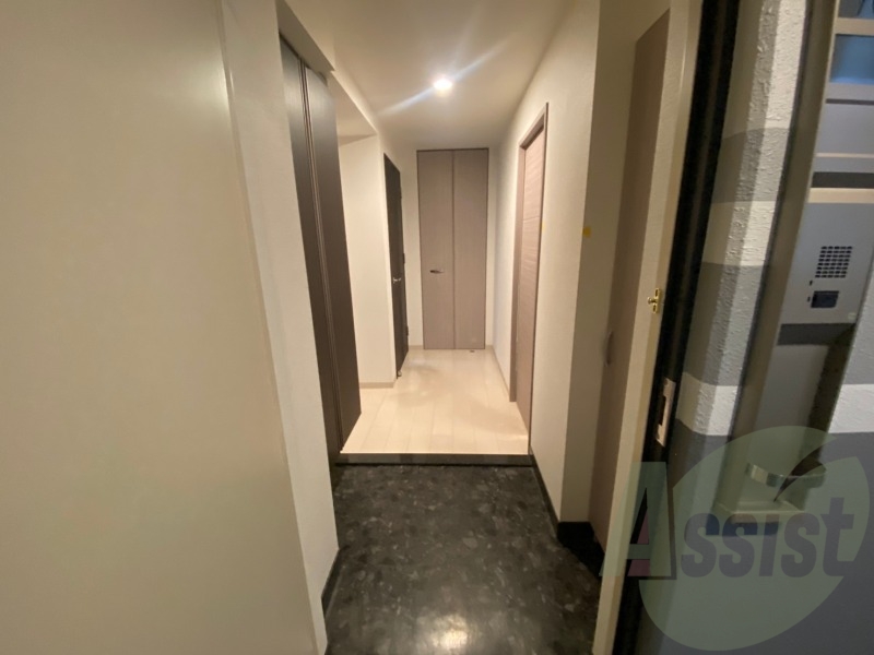 玄関の様子です。明るい印象ですね。気分もあがりそう。 玄関の様子です。明るい印象ですね。気分もあがりそう。