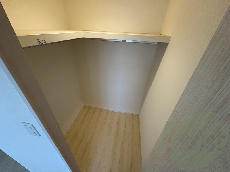 収納もバッチリあるのでお部屋が片付きますよ! 収納もバッチリあるのでお部屋が片付きますよ!
