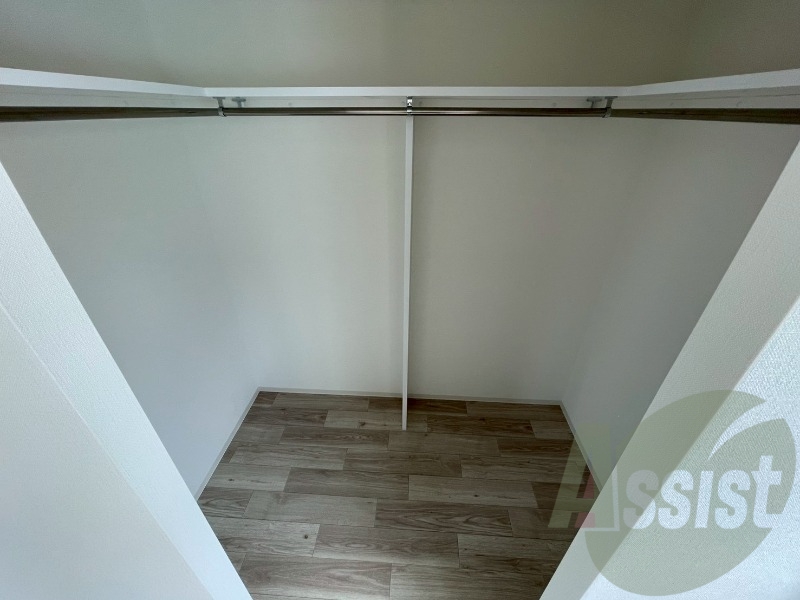 収納もバッチリあるのでお部屋が片付きますよ! 収納もバッチリあるのでお部屋が片付きますよ!