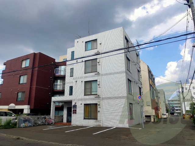 サニープレイスWEST5の外観