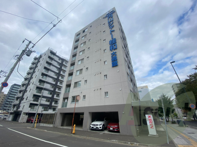 円山シャトー桂和大通館の外観