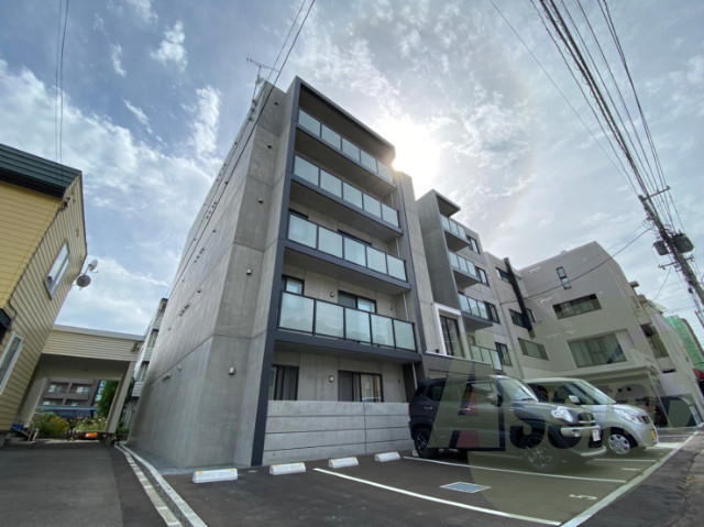 ウエリスアーバン円山北3条の外観