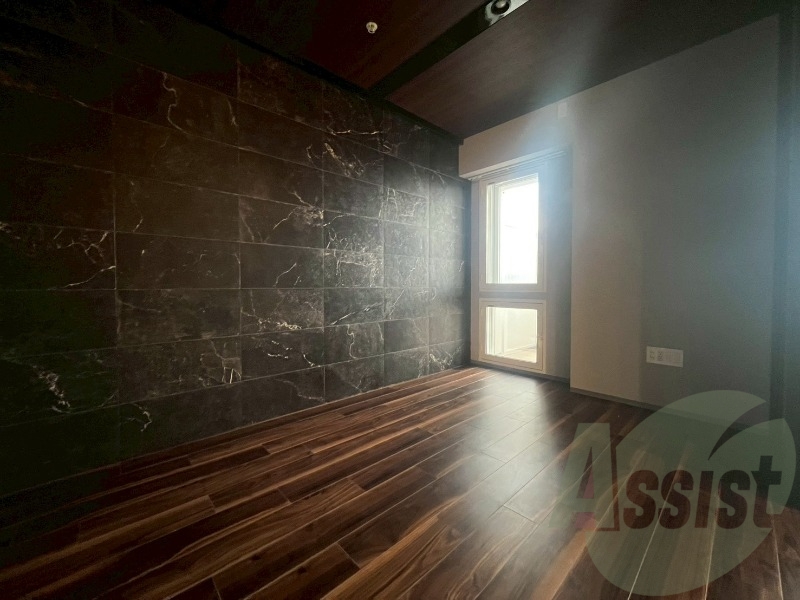 こちらのお部屋は光が差し込む、温かみのあるお部屋です。 こちらのお部屋は光が差し込む、温かみのあるお部屋です。
