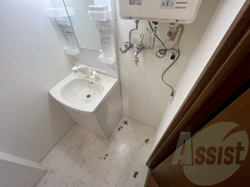 洗濯機はこちらの脱衣所に置くことができます! 洗濯機はこちらの脱衣所に置くことができます!
