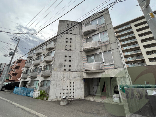 フォーシーズン1の外観