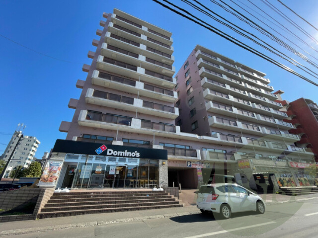 INOVE札幌南7条の外観