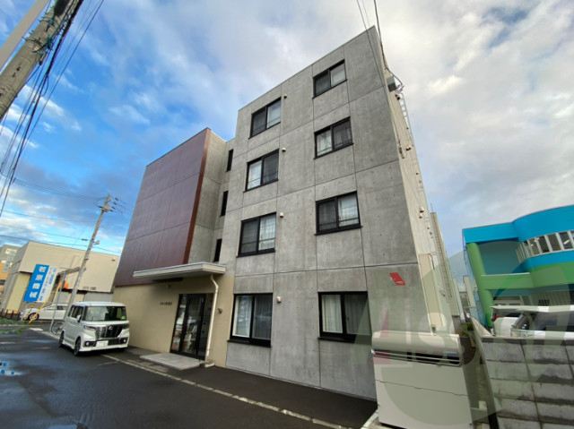 アルス新道東の外観