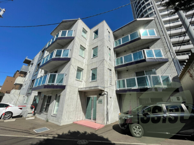 SERAM円山鳥居の外観
