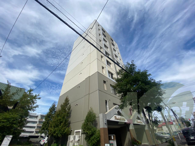 パークヒルズ北円山の外観