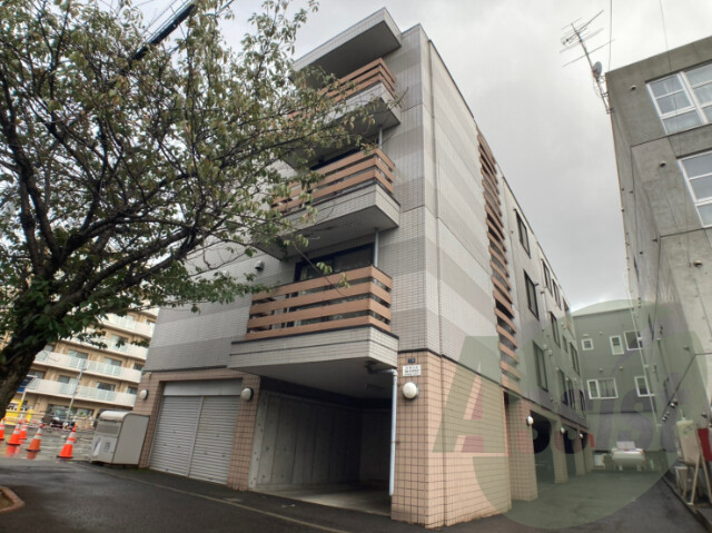 アビタ円山の外観