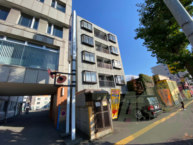 グレースコート石山通の外観