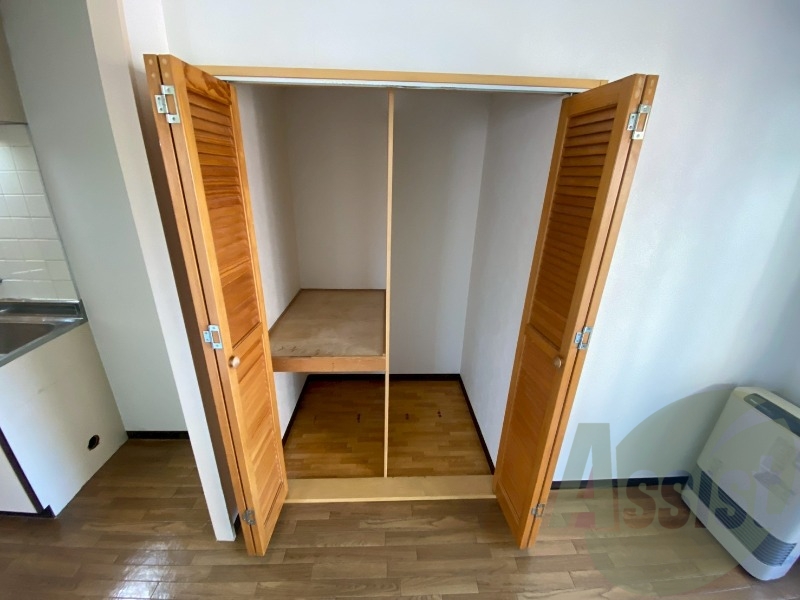寝室の収納です。部屋がすっきり片付きます。 寝室の収納です。部屋がすっきり片付きます。