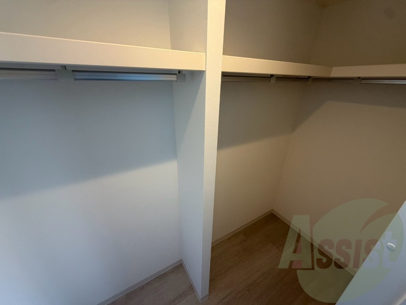 収納もバッチリあるのでお部屋が片付きますよ! 収納もバッチリあるのでお部屋が片付きますよ!