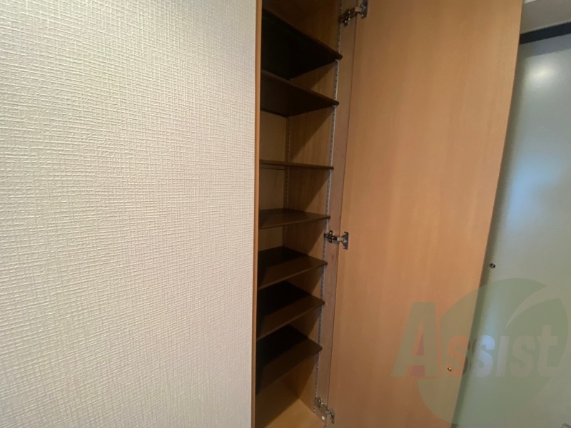 家具の配置を考えるのも楽しいですよね~。 家具の配置を考えるのも楽しいですよね~。