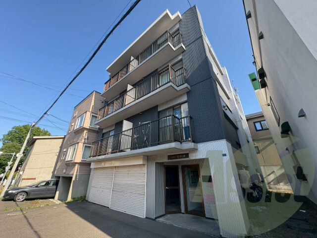 ニューセリーヌの外観