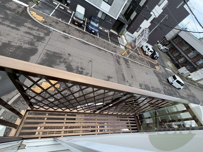 バルコニーが付いていますので一息ついてみてはいかがですか。 バルコニーが付いていますので一息ついてみてはいかがですか。