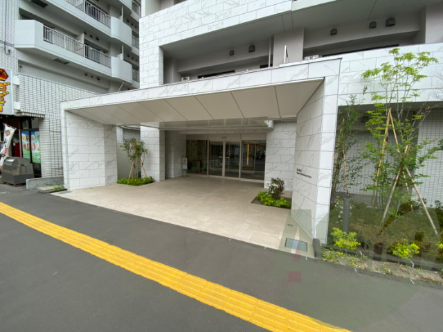 前面道路、建物周り等 前面道路、建物周り等