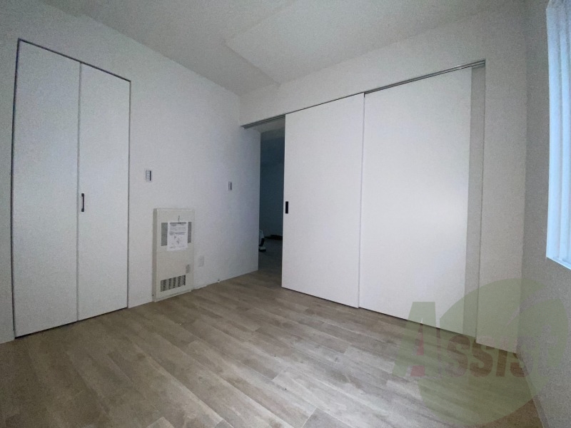 寝室です。部屋をどう使うかはあなた次第です! 寝室です。部屋をどう使うかはあなた次第です!