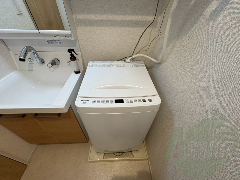 洗濯機はこちらの専用スペースに置けます! 洗濯機はこちらの専用スペースに置けます!